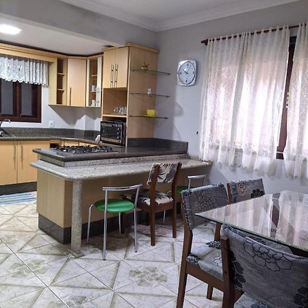 Iup House Hostel บลูเมเนา ภายนอก รูปภาพ